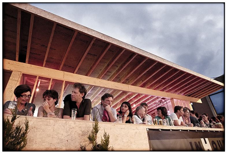 muziekfestival en tijdelijke duurzame architectuur realisatie