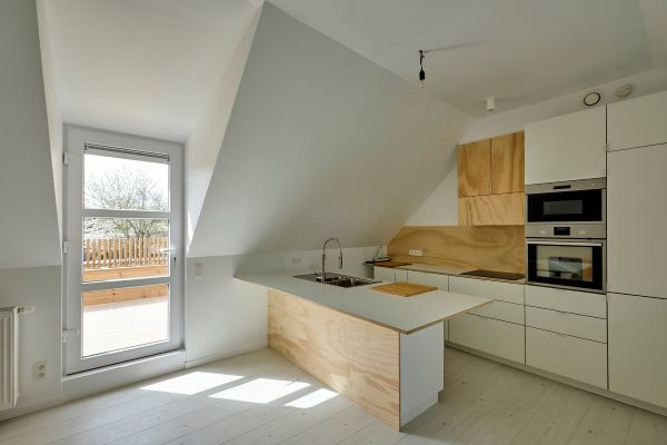 Keukenontwerp in multiplex interieurarchitectuur